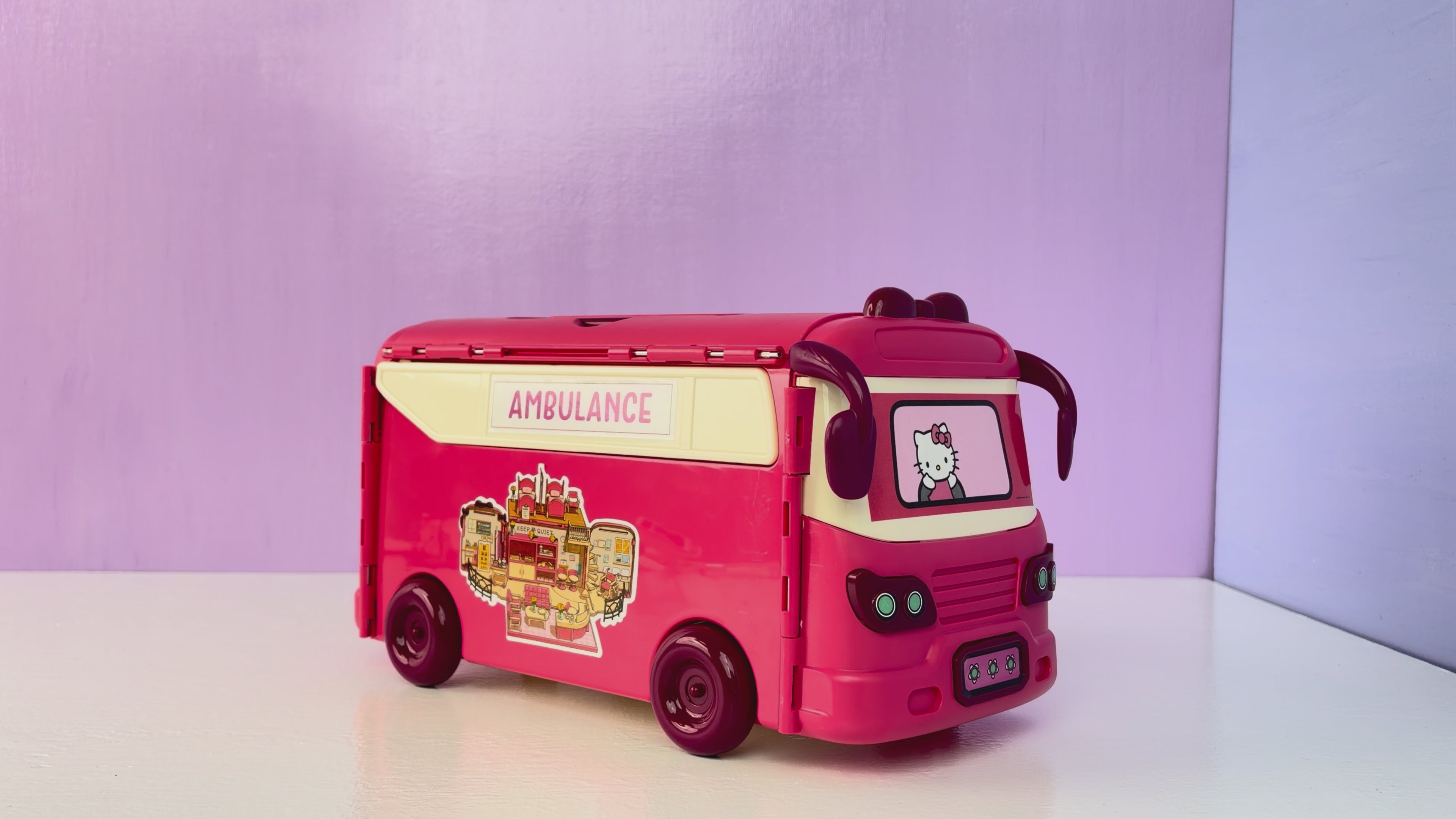 2-in-1 Convertible Ambulance Playset, Ages 3+ Years